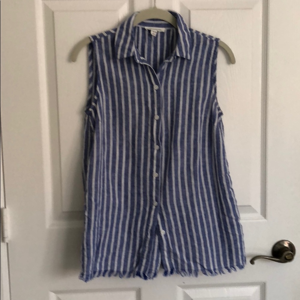 Blue linen stripes button up shirt
